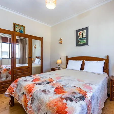 Apartment Seaside Charm In Gale - 2 Bedroom W Big Terrace *