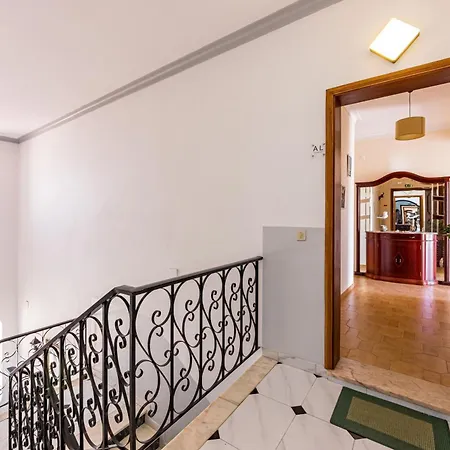 Seaside Charm In Gale - 2 Bedroom W Big Terrace Guia (Faro)